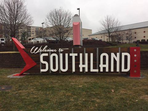 Image of Southland Drive sign 